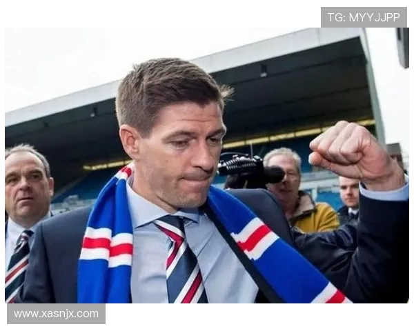 史蒂文·杰拉德：传奇中场的辉煌历程与足球世界的深远影响