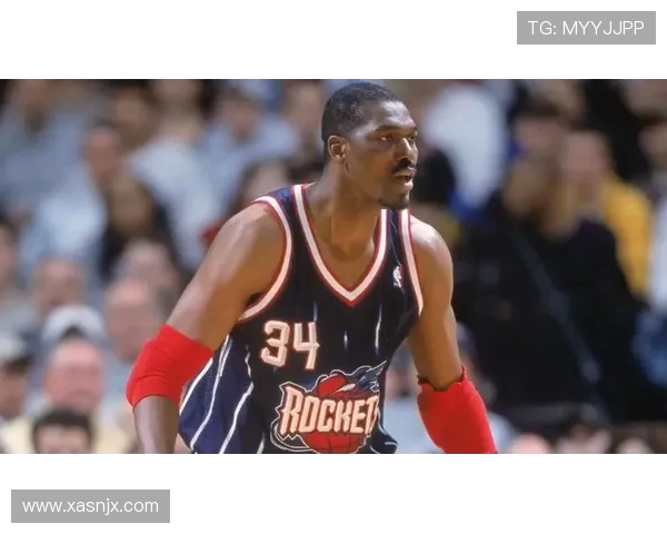 哈基姆·奥拉朱旺：从尼日利亚篮球少年到NBA传奇巨星的辉煌历程